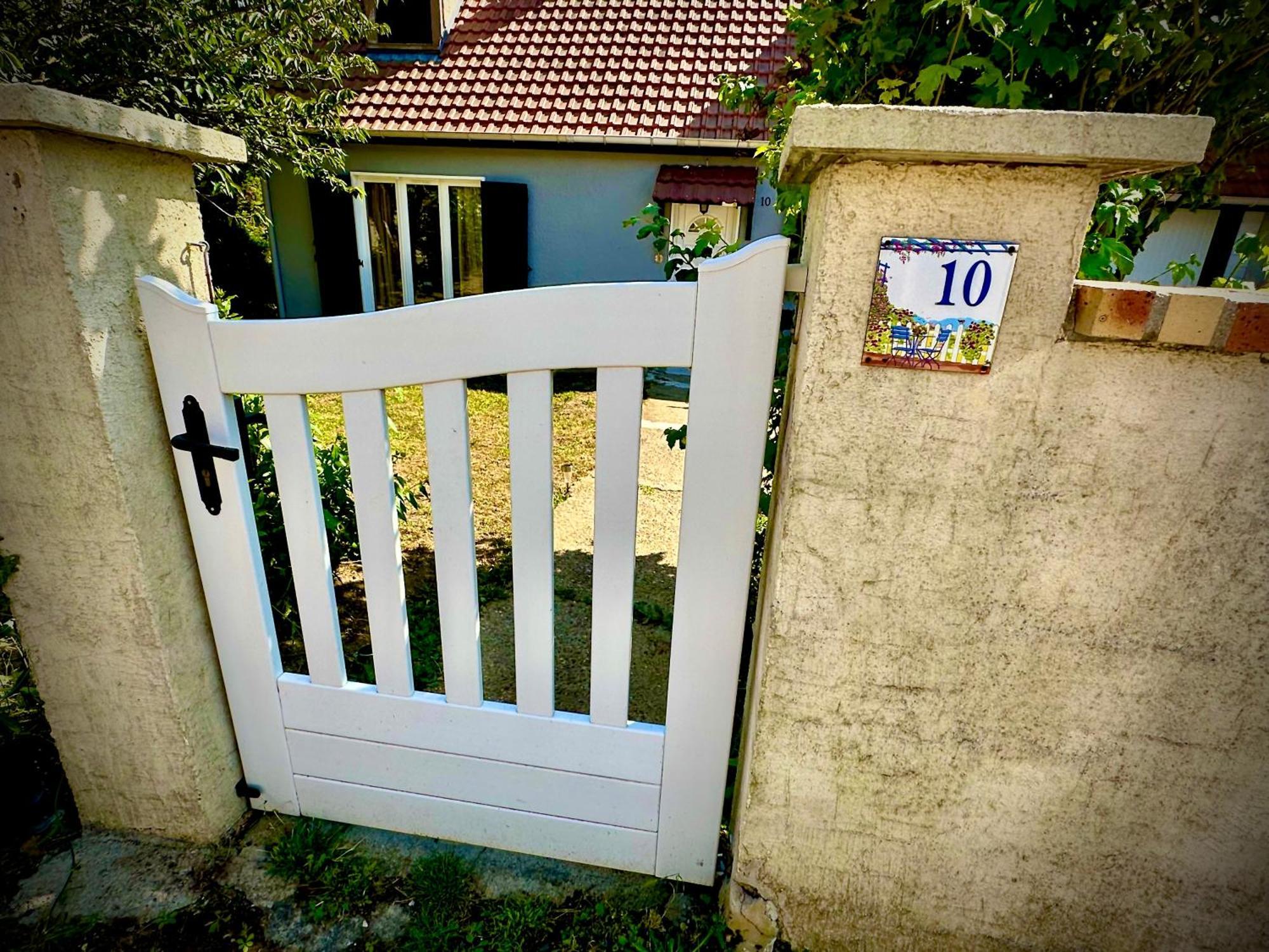 Vacation House In Quiet Village Congerville-Thionville 外观 照片